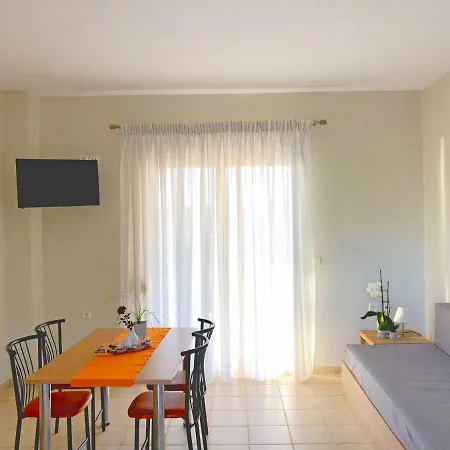 Red Coral Apartment Vatopedi